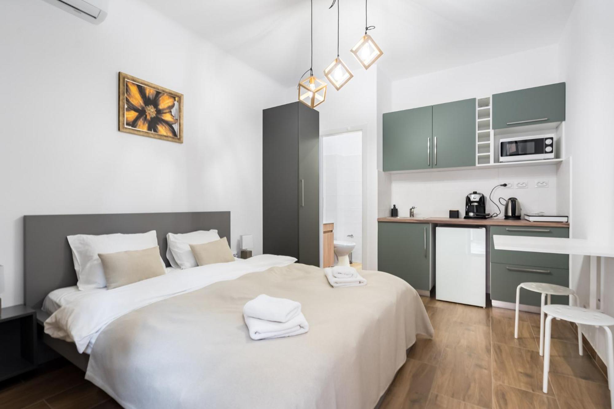 Urban Walls Apartments 5B Bucureşti Ngoại thất bức ảnh
