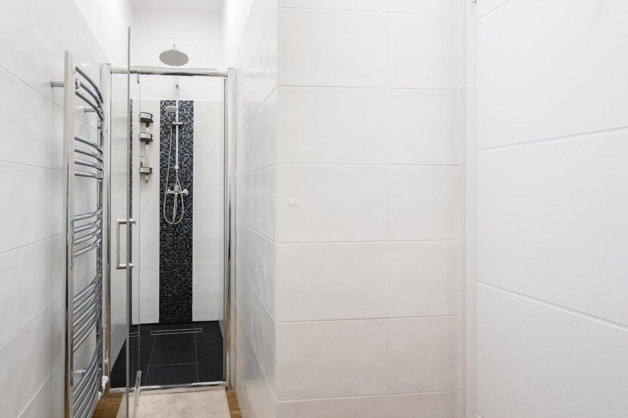 Urban Walls Apartments 5B Bucureşti Ngoại thất bức ảnh